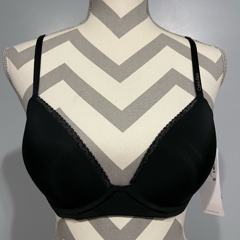 Calvin Klein‎ bra